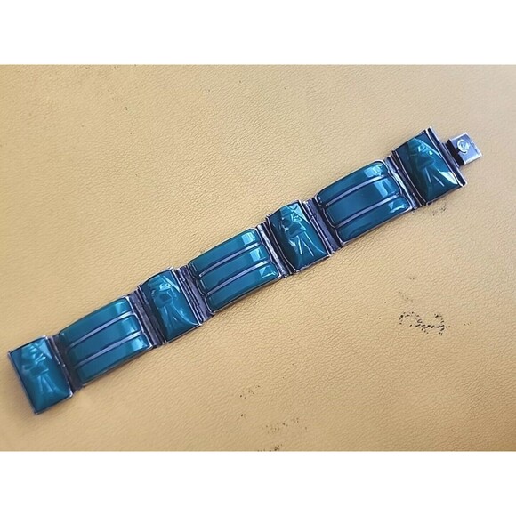 Vintage Aztec Mayan Warrior Face Green Agate Cabochon...